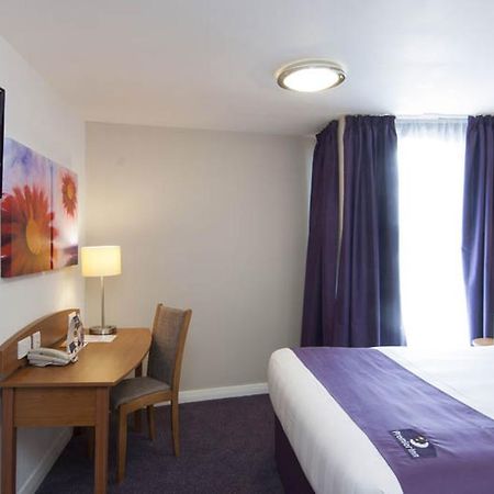 Premier Inn Cannock South 외부 사진