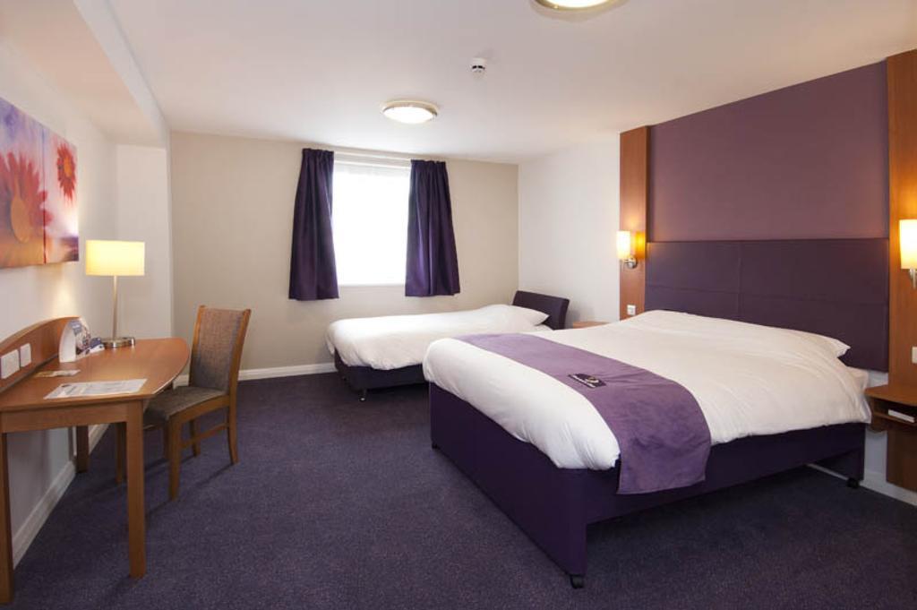 Premier Inn Cannock South 객실 사진